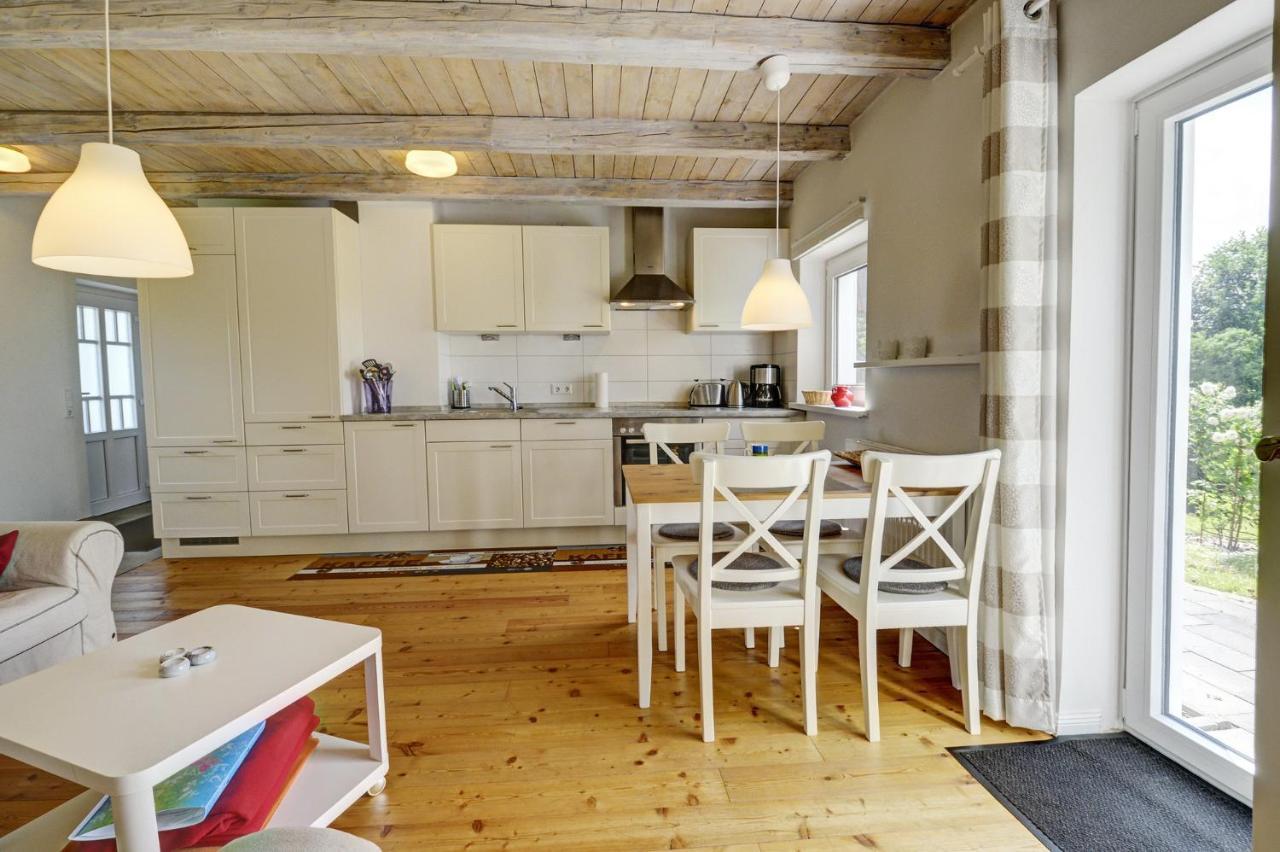 Fewo1846 - Rotes Haus - Idyllisch Gelegenes Haus Mit 2 Schlafzimmern Und Grossem Grundstueck Husby  Eksteriør bilde